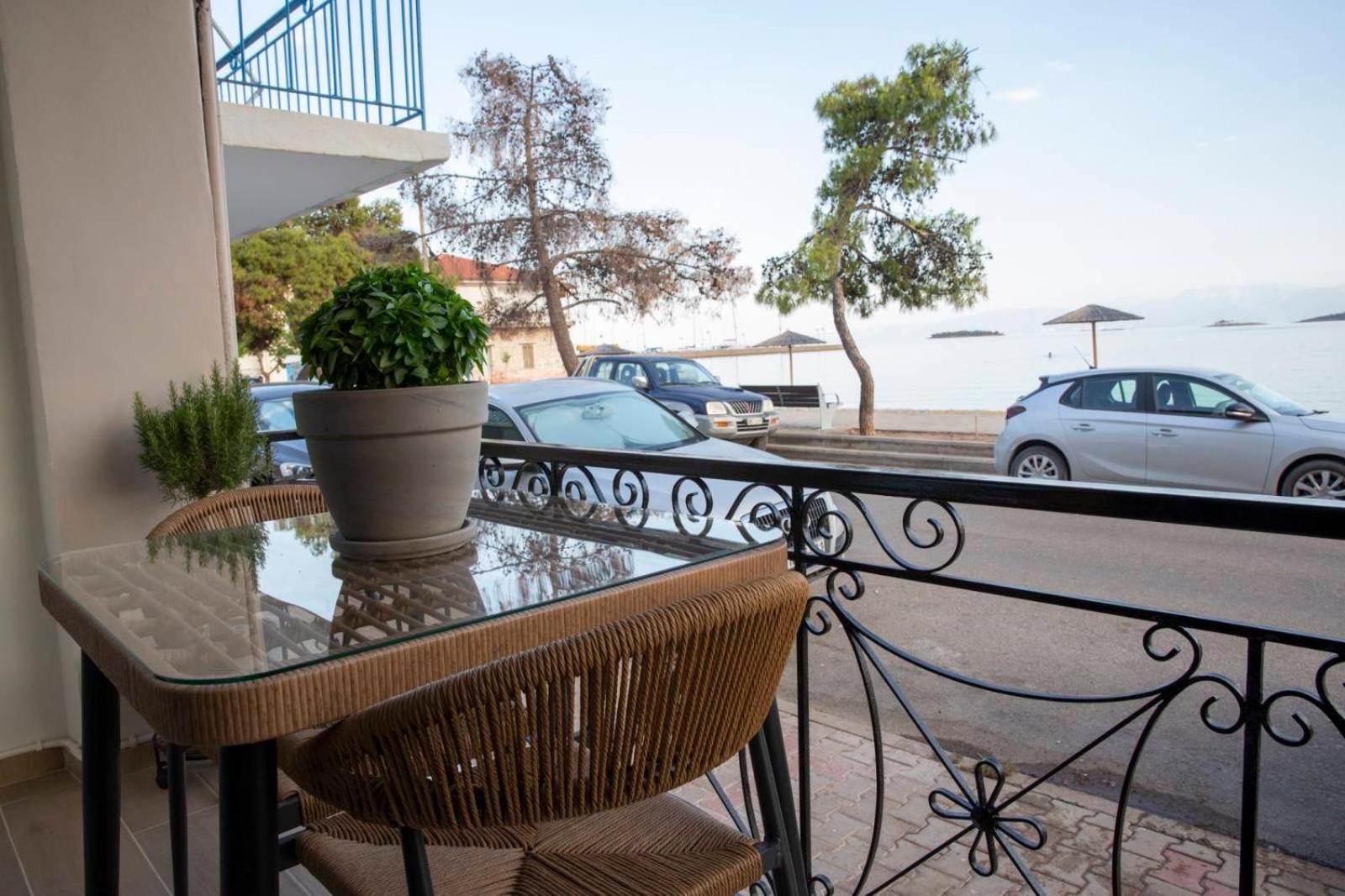 Apartment Nerissa Seafront *